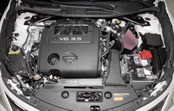 K&N Air Intake under the hood of 2013-2016 Nissan Altima, Pathfinder and Infiniti JX35
