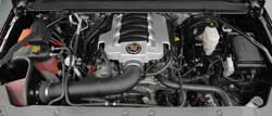 The 77-3082KP intake system’s bright intake tube looks good under the hood of this 2014 Chevrolet Silverado