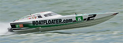 Scott Free Racing’s 30-foot Boatfloater.com race boat skims the water as it speeds through the course off Cocoa Beach, Florida, in 2015.

