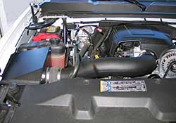 The K&N 2009-2014 GM full-size 1500 pickup or SUV V8 air intake system incorporates an air filter heat shield