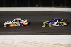 Todd Gilliland fights for the lead at Kern County Raceway Park in Bakersfield, California