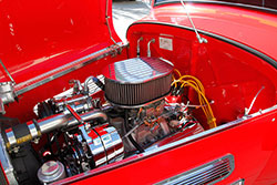 crate small block Chevrolet engine