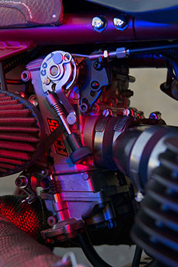Honda CB 750-836 by AFT Customs throttle body