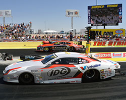 Shane Gray narrowly defeated V.Gaines with his run of 6.676 seconds at 207.91 MPH vs. Gaines’ 6.688 at 207.98