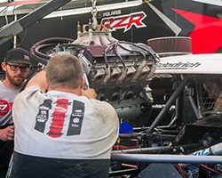 With RJ Anderson starting on the Pro-2 pole in LOORRS round 6 the crew pushed hard to pull off a complete engine swap in little more than two hours