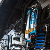 Rockstar Garage reconstructed the 2016 Hyundai Tucson’s wheel wells to create space for a fully-custom, adjustable shocks and struts system from King Shocks