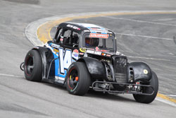 Reed finding the familiar groove at the Toyota Speedway