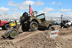 Jeep Beach 2016 WWII flatender Jeep on obsticle course