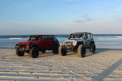 Jeep Beach 2016 Jeeps drive on sand at Daytona Beach