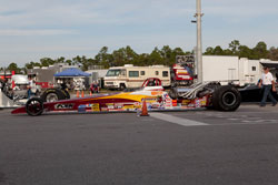 After winning the Super-Rod class on Saturday Brain Folk followed that up with a semi-final finish is his Top Dragster.