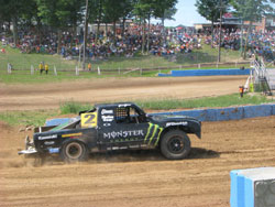 Once Currie and his crew got the new custom built V-8 Pro-lite truck dialed-in to Crandon, there was no looking back.