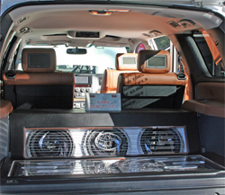 Sony Xplod audio entertainment system on 2008 Toyota Sequoia Platinum Edition