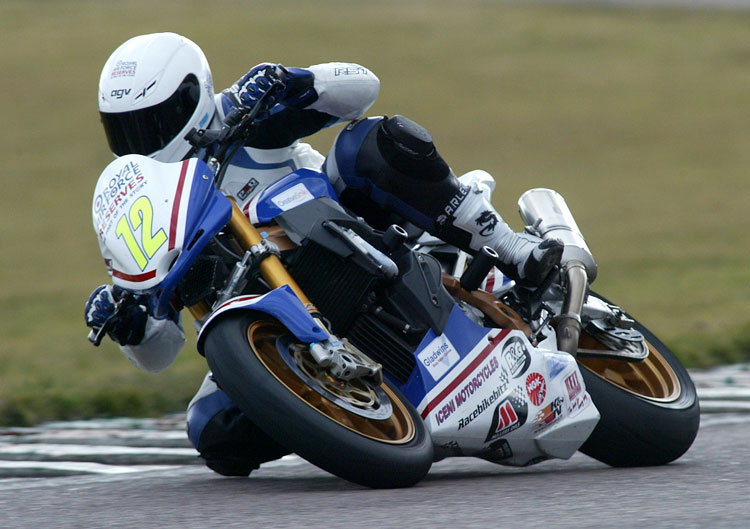 Thundersport GB Racer Lee Hardy Moves to Streetfighter A
