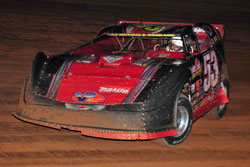 During Southern All-stars Dirt Racing Series (SAS) qualifying, Ray laid down the second quickest lap.