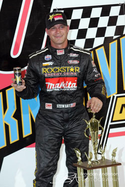 Shane Stewart recently took second place at the 51st Annual Goodyear Knoxville Nationals