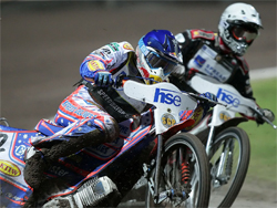 Australian Jason Crump reached the semi-finals with 11 points, but lost out to Poland's Rune Holta and Denmark's Nicki Pedersen in a three-way battle