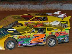 Steele's GM GRT turns the track at Carolina Speedway