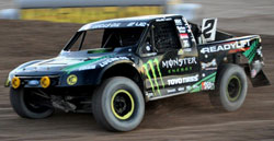 Jeremy McGrath is getting familiar with the LOORRS tracks and his new truck, and he proved it by winning flag-to-flag in round 13 at Las Vegas Motor Speedway.
