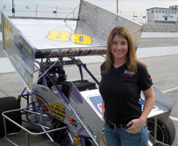 Wendy Mathis' sprint car is powered by a Gaerte 360 motor with K&N Filters.