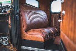 The leather chosen for the interior matches the style of the truck perfectly