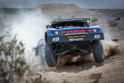 Bryce Menzies racing to a Mint 400 victory