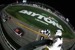 NASCAR, Denny Hamlin,  Can-Am Duels at Daytona, K&N
