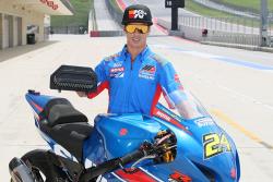MotoAmerica Superbike points leader Toni Elias holidng the K&N filter he uses in his GSX-R1000R