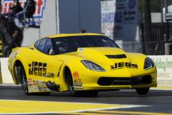 Troy Coughlin guides his Pro Mod racer in competition at 2017 Mello Yello Drag event. 
